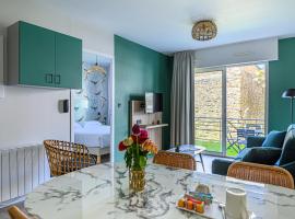 Appart Hôtel Le Liberté Vannes Centre-Ville, hotel v destinaci Vannes