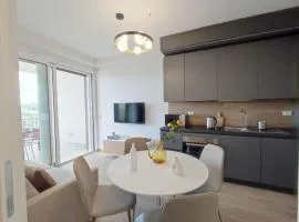 Suite Elegance a due passi dal mare con posto auto