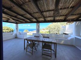 Case a Malfa - Alba & Rosina, Isola Salina, caba&ntilde;a en Malfa