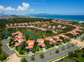 Premium Beach Resort Da Nang, resort in Da Nang