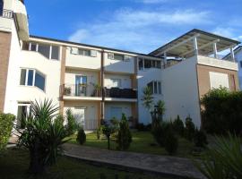 Homiday - Appartamenti Tamerici, departamento en Pineto