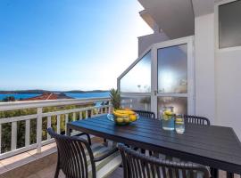 Hvar Pavičić Top View apartments, hotel em Hvar