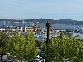 Maison de village rénovée avec vue mer exceptionnelle, hotell i Sainte-Maxime