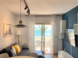 Bioca l Apartamento 2 habitaciones I Primera Línea de Playa l Peñíscola, apartman u gradu 'Peniscola'