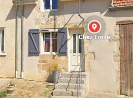 Chez Émile maison d'hotes 2 chambres avec jardin privé, Hotel in Humes