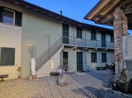 Casa il Grappolo, guest house in Momo