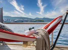 New! Sea front apt. with terrace above the sea!