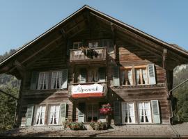Alpenruh Kiental, готель у місті Griesalp
