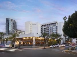 Courtyard by Marriott Long Beach Downtown, hotell Long Beachis huviväärsuse CityPlace Long Beach lähedal