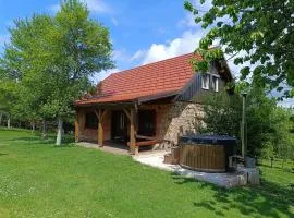Holiday Home "Sleme" with jacuzzi, big garden and arbor with fireplace