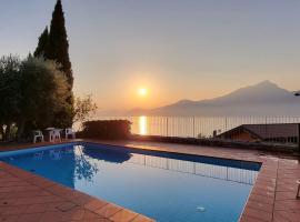 Casa di Stella, hotel v destinaci Torri del Benaco
