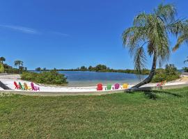 Gulf-View Condo w/ Heated Pool in Hudson!, ξενοδοχείο σε Hudson