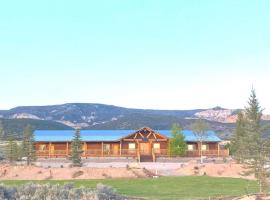 Thousand Lake Lodge at Capitol Reef, hotel with parking in Lyman