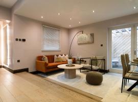 Livestay 2Bed House in Twickenham Private Garden, hotel en Twickenham