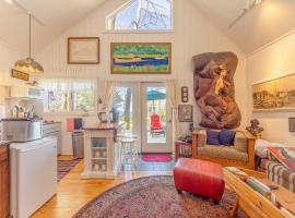 The Studio - Lake Michigan Access - New Vacation Rental、Fennvilleの別荘