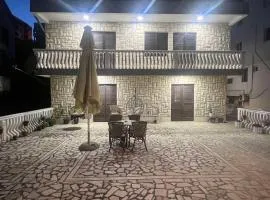 D&D Apartments