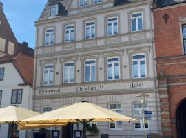 Hotel & Restaurant Christian IV, hotel di Glückstadt