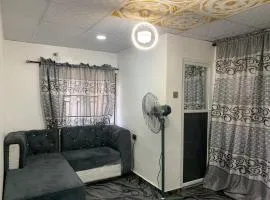 Lagos - 1Bed - Sleeps 2 - AirCon - Free Parking