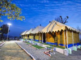 Ransuli mountain stay jungle camping, luxury tent in Dehradun