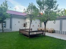 Art Hostel 2