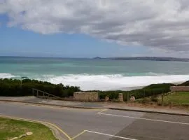 Southern Sands' Beachfront Apartment