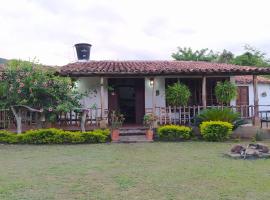 Hostal Sueño Real Campestre, casa de hóspedes em San Gil