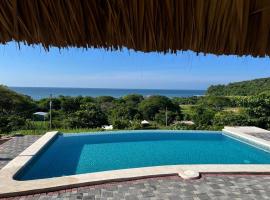 Rancho Agua Fria, guest house in Jucuar&aacute;n