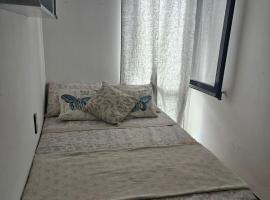 Dormitorio standar Cerca de la playa โรงแรมในชีโรนา