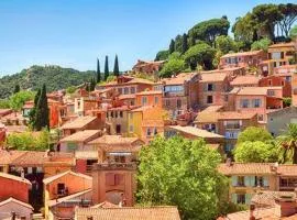 Appartement centre village médiéval Bormes-les-Mimosas, 1 chambre, 3 personnes