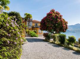 Delightful villa hosting incredible views, hotel en Ghiffa