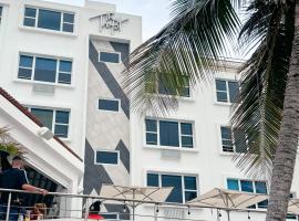 The Tryst Beachfront Hotel, hotel near Isla Grande Airport - SIG, 