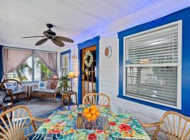 The Pineapple Bungalow St Pete, hotel i Sankt Petersborg