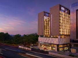 Hyatt Centric Hebbal Bengaluru, готель біля аеропорту Kempegowda International Airport - BLR, у Бенґалуру