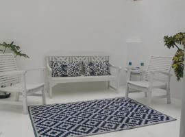Beach Room Calasol, hotel v destinaci Cala del Moral