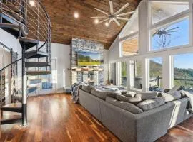 Panoramic Mtn Views HotTub Fire Pit Near Asheville