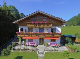 Apartment feelthenature, hotel in Faistenau