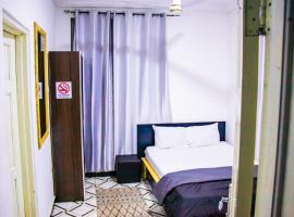 Zuelas Experience, hotel v mestu Accra