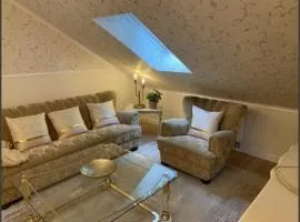 Ferienwohnung 28 am Saseler Markt 4 Schlafzimmer renoviert