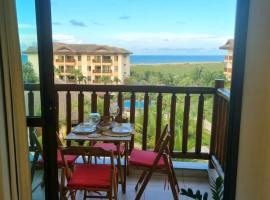 Vg Sun Cumbuco apartamento com vista mar nascente – hotel z basenem w mieście Paracumbuca
