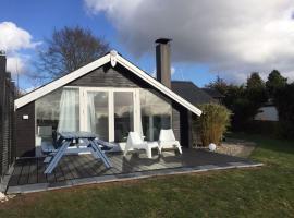 heckohus Comfortable holiday residence, Hotel in Weseby