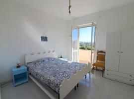 Casa torelli azzurro, apartment in Sellia Marina