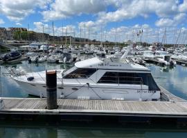 Yacht Moineau VI, hotel em Deauville