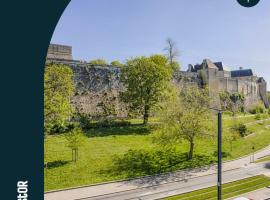 The castle house, B&B din Caen