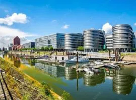 OnThePoint, Erdgeschoss, Abstellplatz für Fahrräder, City und Innenhafen 5 Gehminuten!!!