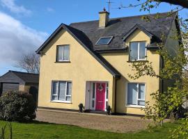 Moor House, holiday home in Gorey