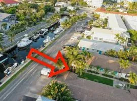Villa#4 House in Pompano at 4 minutes from the beach!