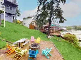 Lazy Lookout on Devils Lake