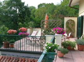 B&B Il Suono del Bosco, מלון ליד Golf Club Colli Berici, Arcugnano