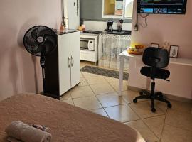 Kitnet Completa em Osasco Facil acesso ao Rodoanel, apartament din Osasco