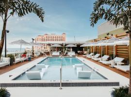 The Hiatus Clearwater Beach, Curio Collection By Hilton, resort i Clearwater Beach